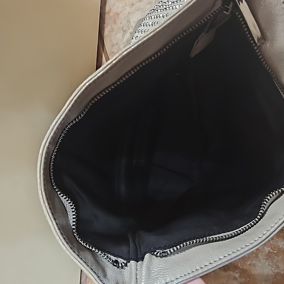 BCBGeneration Clutch Handbag NWOT - Picture 5 of 5